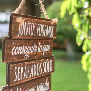 Rótulo: Juntos Podemos
